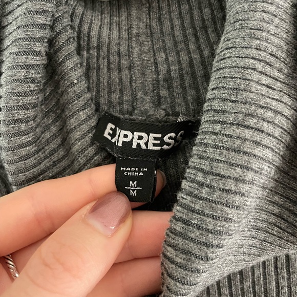 Express turtleneck - Picture 3 of 3